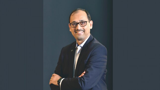 Mercedes Benz India to elevate Santosh Iyer to managing director