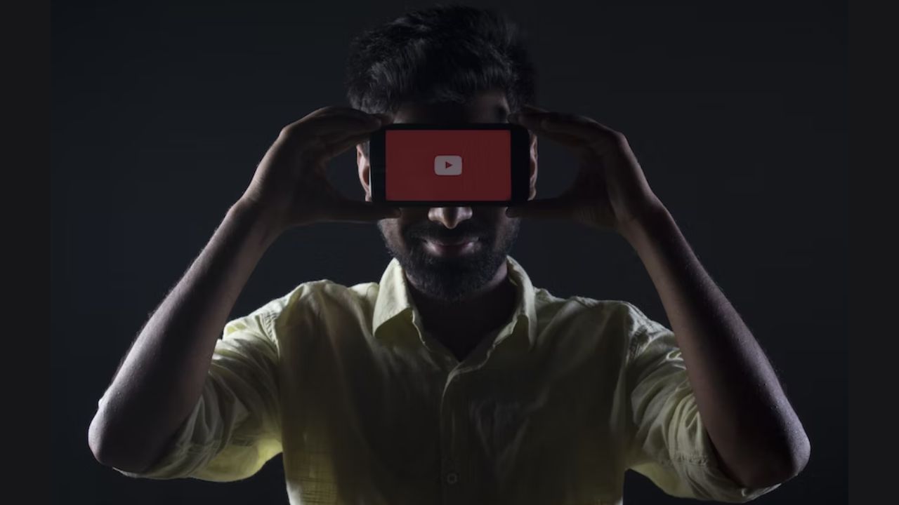 In 2021, influencers generated 20M posts, which increased by 2.21 percent to 22M in 2022, the greatest growth in the SEA area. It shows that with the rising popularity of short and long-form videos, companies and content producers view YouTube as a platform for sponsored partnerships and building multiple touchpoints with users. (Representative Image: Rachit Tank via Unsplash)