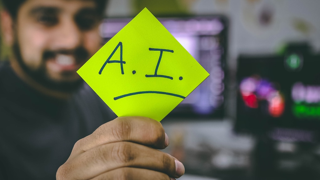 Josh announces AI-powered captions and hashtags on its app