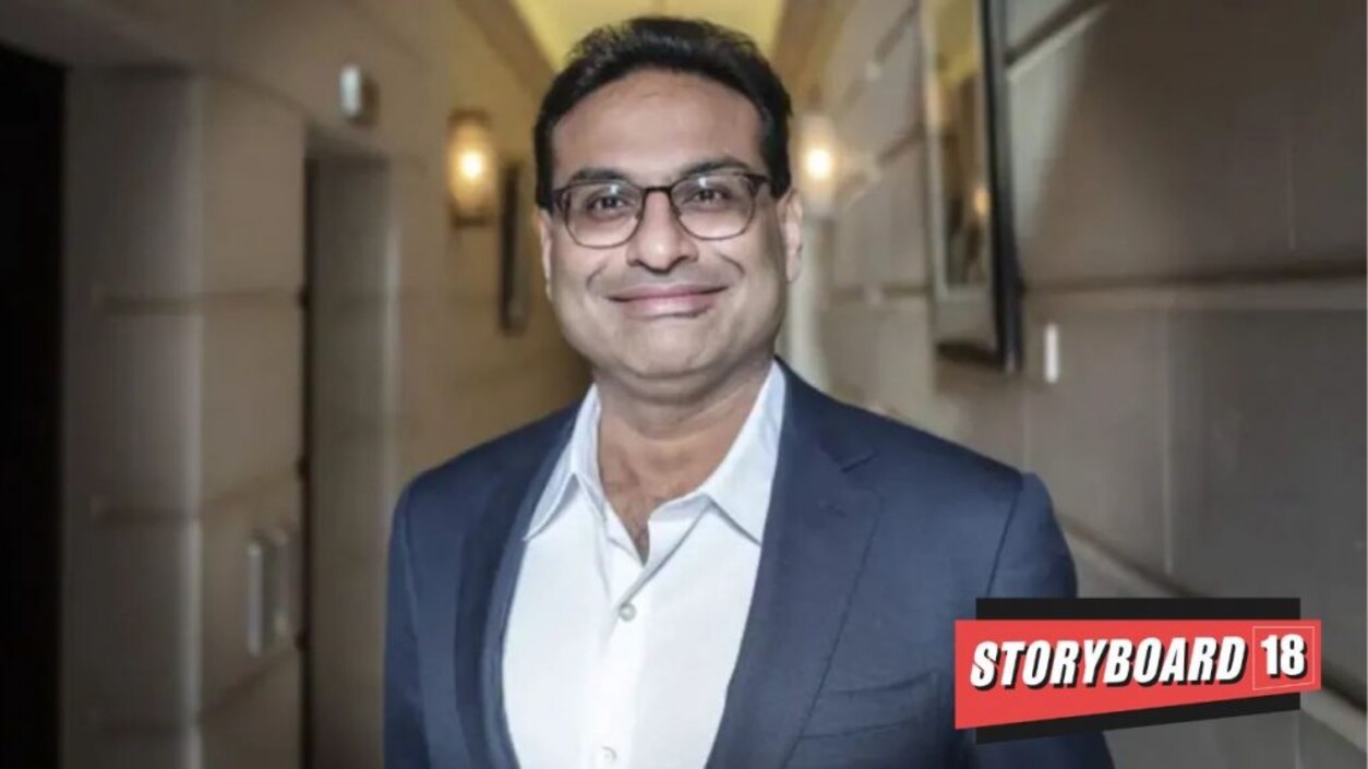 Starbucks CEO Howard Schultz steps down, Laxman Narasimhan assumes leadership ahead of schedule