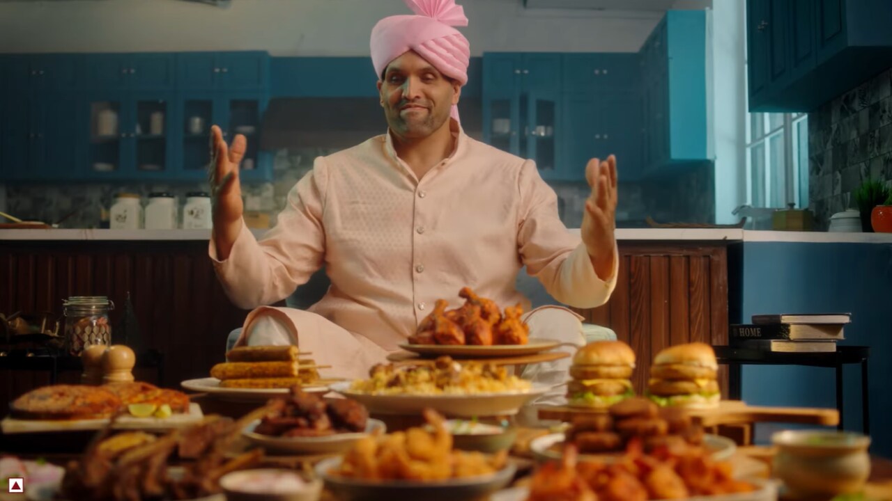 The ad features The Great Khali in a foodie avatar.