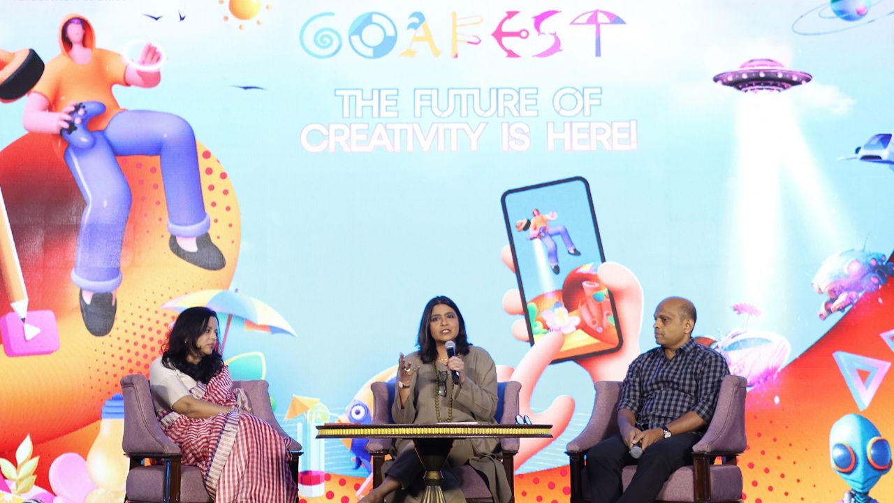 Amrita Thapar, chief marketing officer of Microsoft India and advertising expert and veteran Agnello Dias, shared their views on what is arguably the hottest trend and most talked about technology this year. So far, at least. (From left to right: Amrita Thapar, Anuradha SenGupta and Agnello Dias)