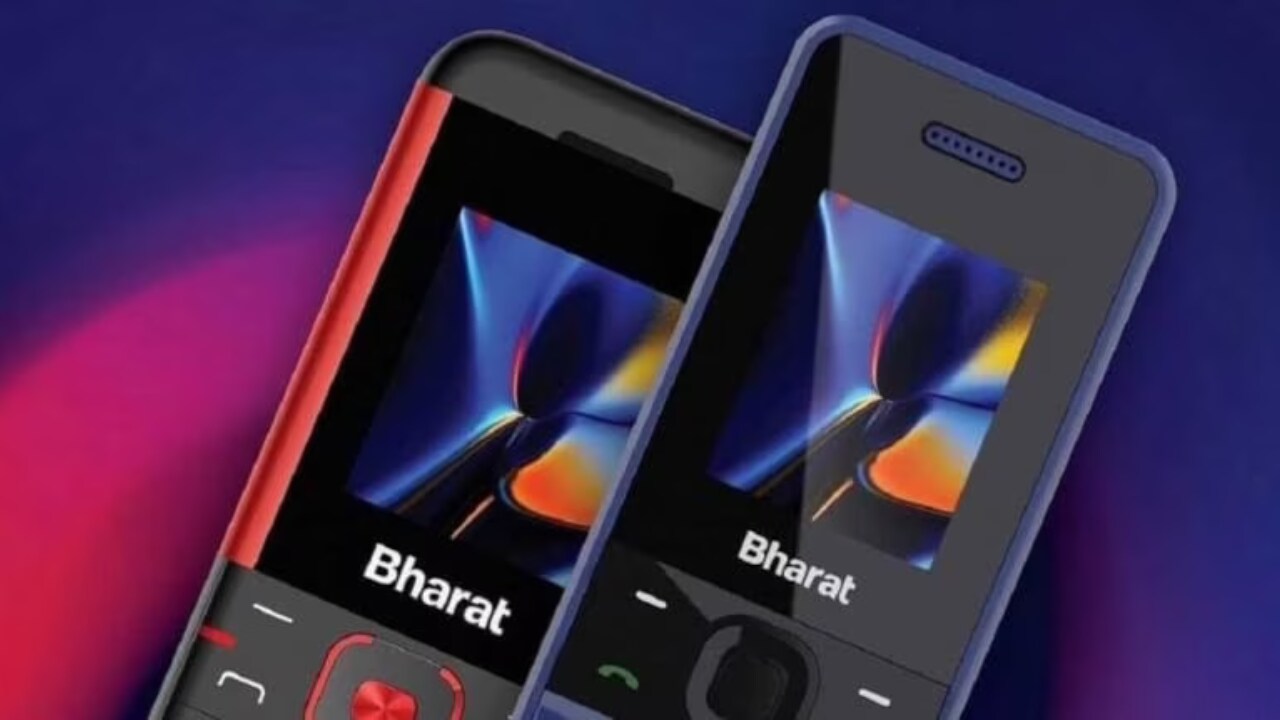 Bharti Airtel currently has around 130 million 2G users and over 100 million paying voice subscribers. This gives them around 40-50 percent share in the 250 million feature phone market.