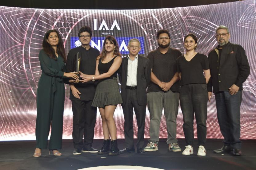 The team of Spotify and Leo Burnett along with the presenters