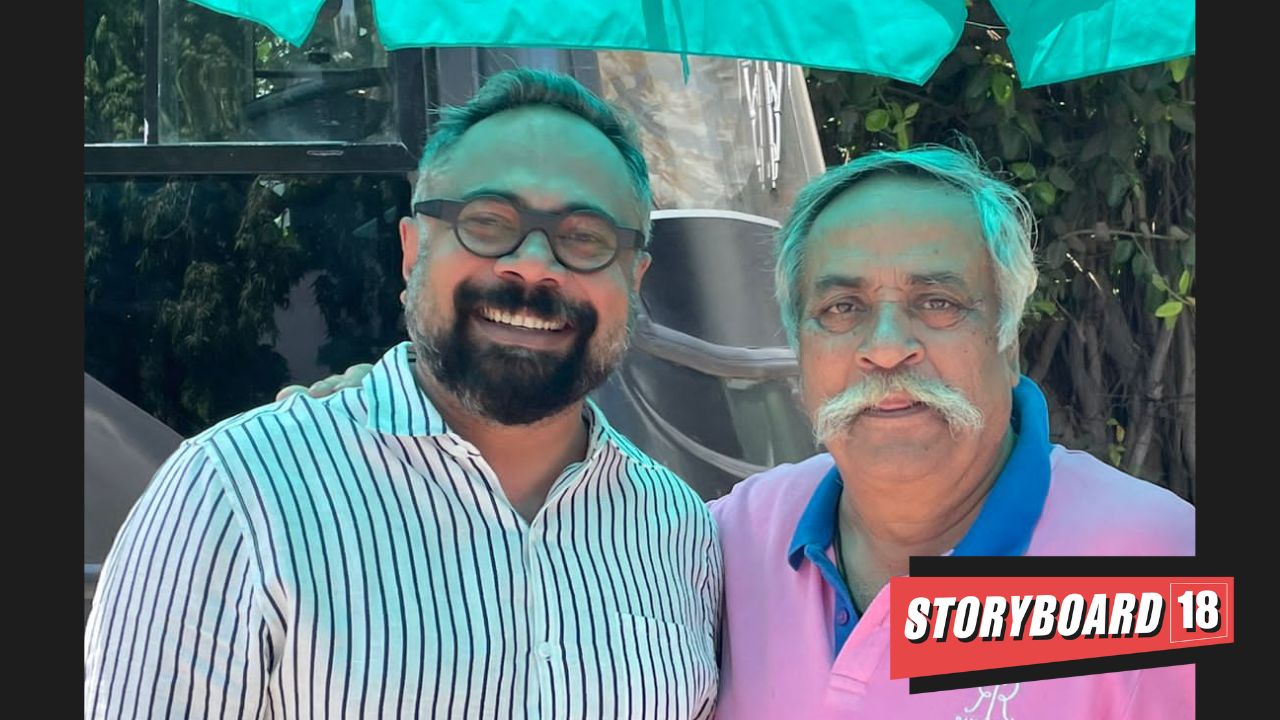 Prakash Varma, director, Nirvana Films says, "Piyush has the loudest laugh in the room but he is also the person who is moved to tears and cries spontaneously when he sees good work." (From left to right: Prakash Varma and Piyush Pandey)