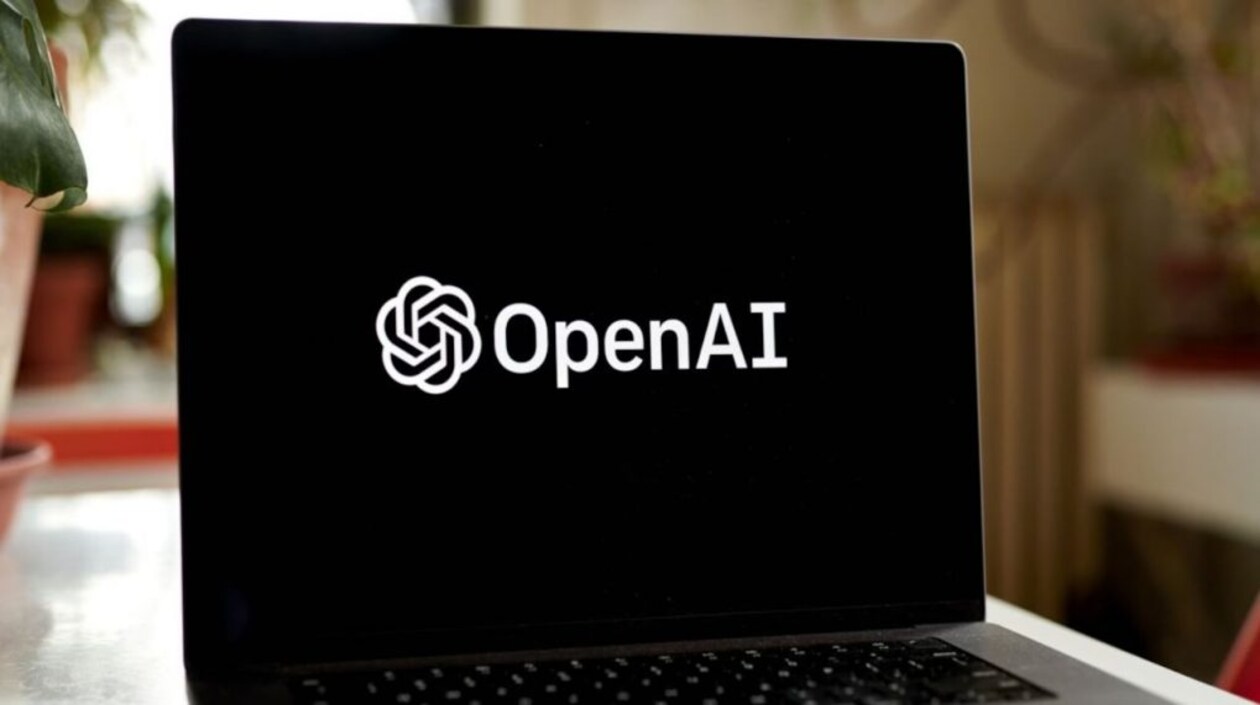 OpenAI employees ready to quit after Sam Altman ouster now have job offers from Salesforce, Microsoft