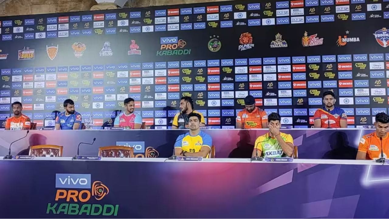 Given the season is getting bigger, with more at stake teams are also going all out trying out newer strategies to make the most of it. The Puneri Paltan team for instance is expecting a 20 percent surge in sponsorship revenues this season and they are working on popularising the team social media to create buzz, amplify fan engagement and push ROI for sponsors. (Image source: Moneycontrol)