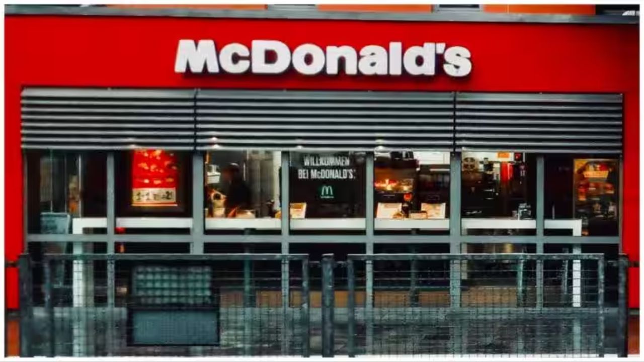 The FDA has suspended the license of a McDonald's outlet in Ahmednagar, prompting the chain to delete the word "cheese" from various items. The authority is also pushing the chain to extend the corrective action state-wide and even nationally. (Image source: Moneycontrol)