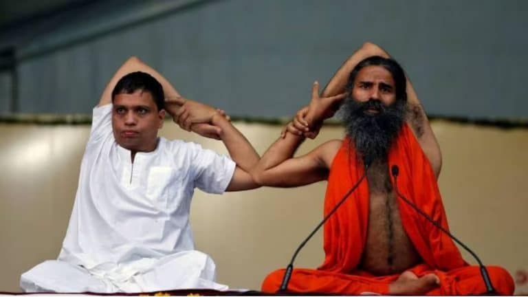 Patanjali Misleading Ads Case: Baba Ramdev, Acharya Balkrishna Issue 