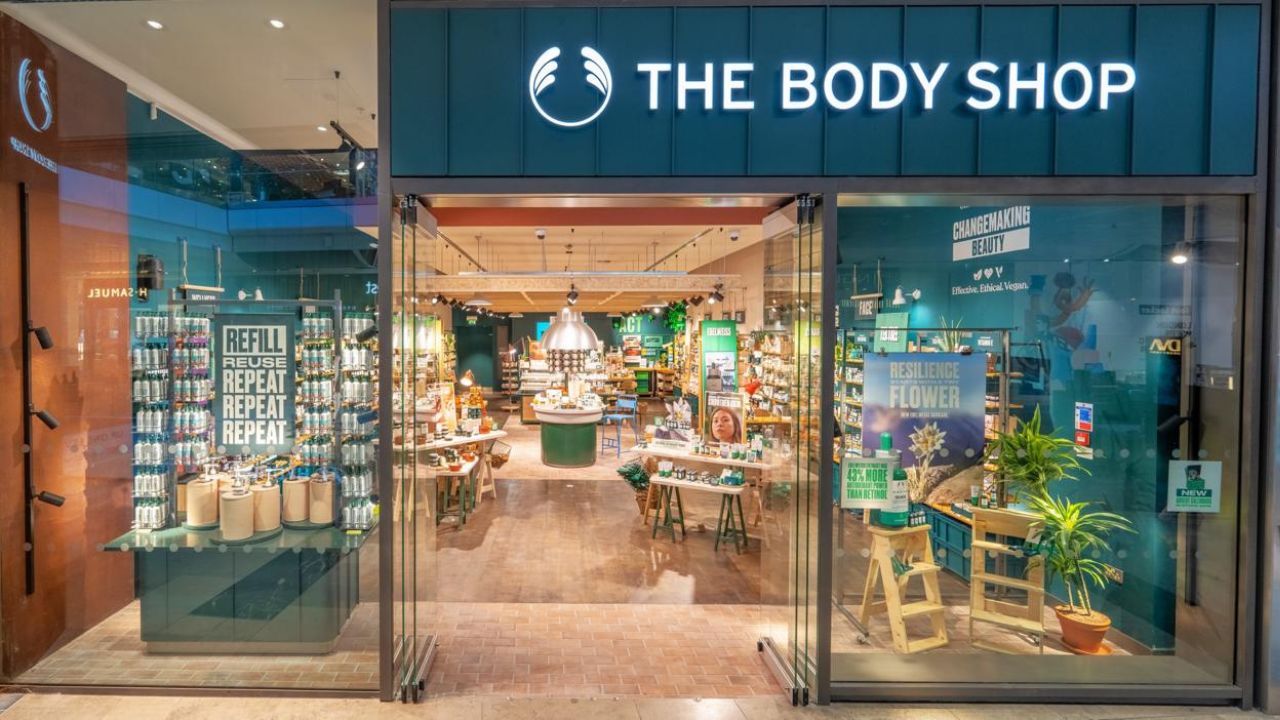 The Body Shop’s UK business has fallen into administration, putting more than 2,000 jobs and 200 stores at risk in a further blow to Britain’s shopping districts, as per Bloomberg.