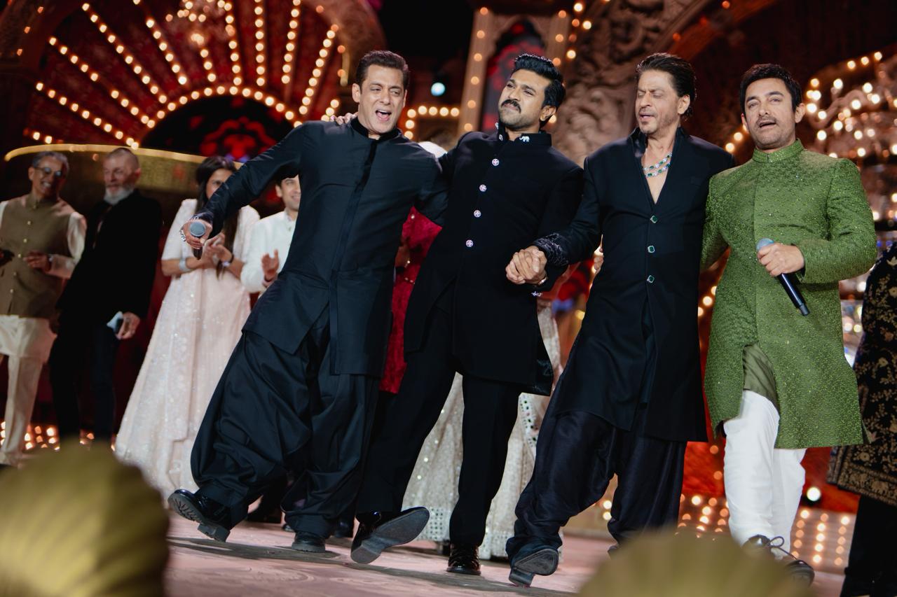 From left to right: Salman Khan, Konidela Ram Charan, Shah Rukh Khan and Aamir Khan seen together.