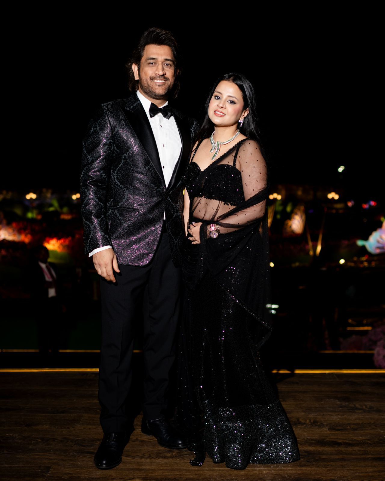 Mahendra Singh Dhoni with his wife Sakshi.