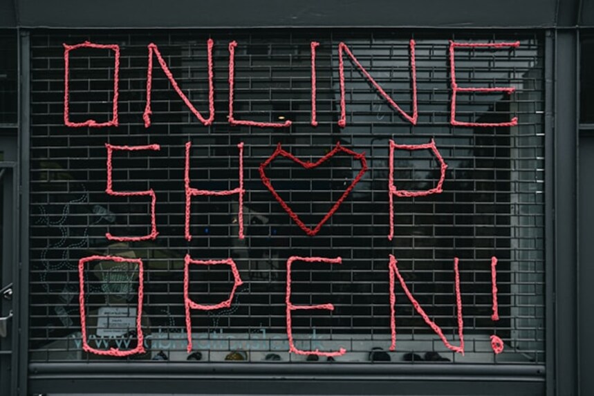 Digital commerce experiences get boost with composable storefront solutions