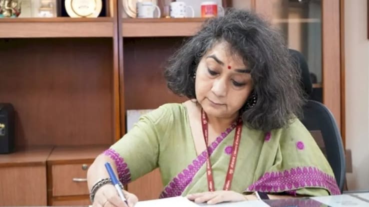 Maushumi Chakravarty assumes charge as director general of Akashvani News