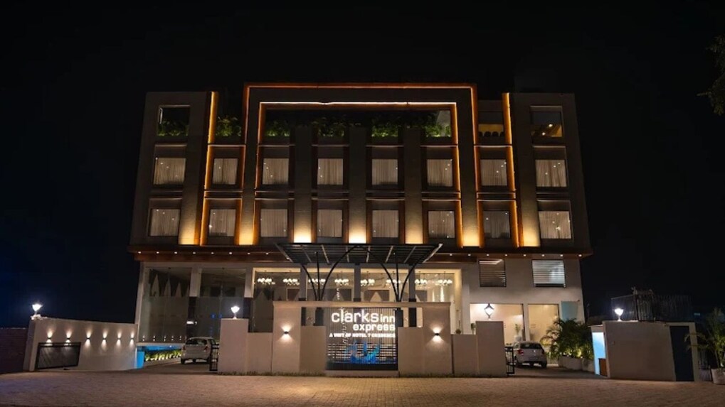 STAAH ventures into Ayodhya through its partnership with the Clarks Inn Express hotel