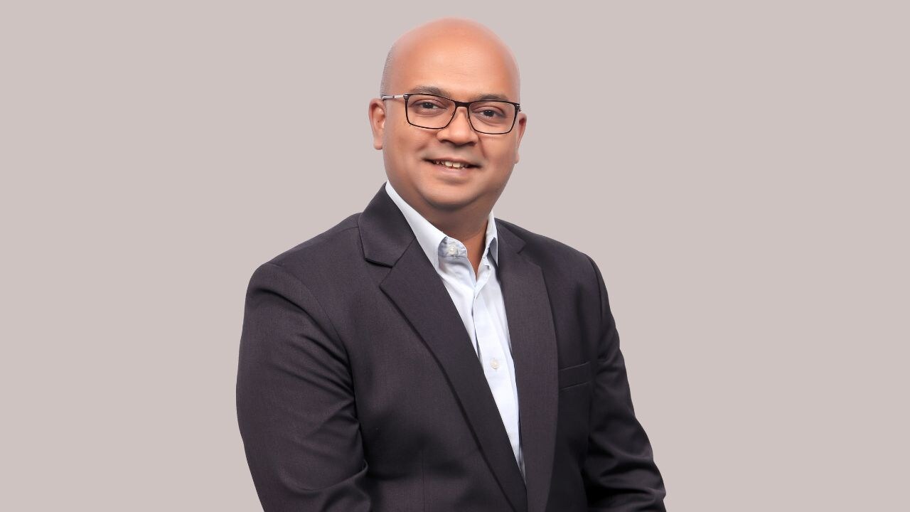 With over 21 years of experience in digital and integrated marketing, Vivek Das has held prominent positions at WPP and Omnicom Media Group.