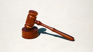 Delhi High Court raps GST Dept over raid on advocate in a gaming case