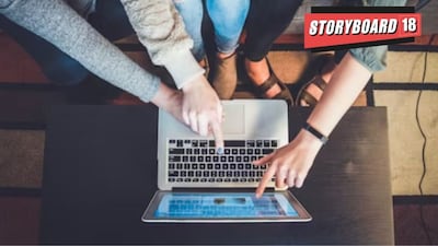 Confidence levels were significantly higher among professionals who reported weekly upskilling.