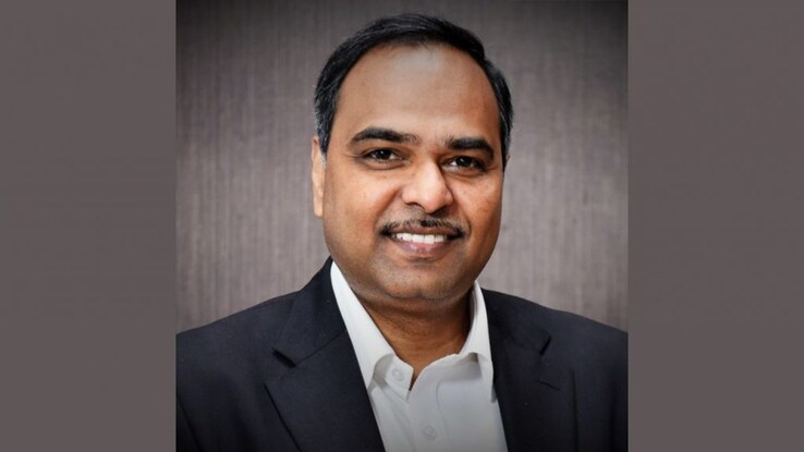 Tata Motors' Shailesh Chandra takes charge as SIAM President