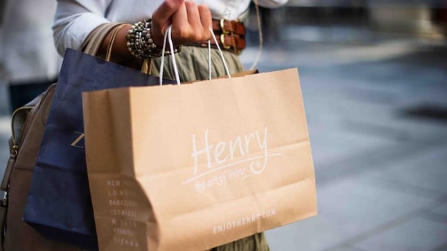   Festive spending to rise, with 83% planning higher outlays; average budget tops ₹23,000
