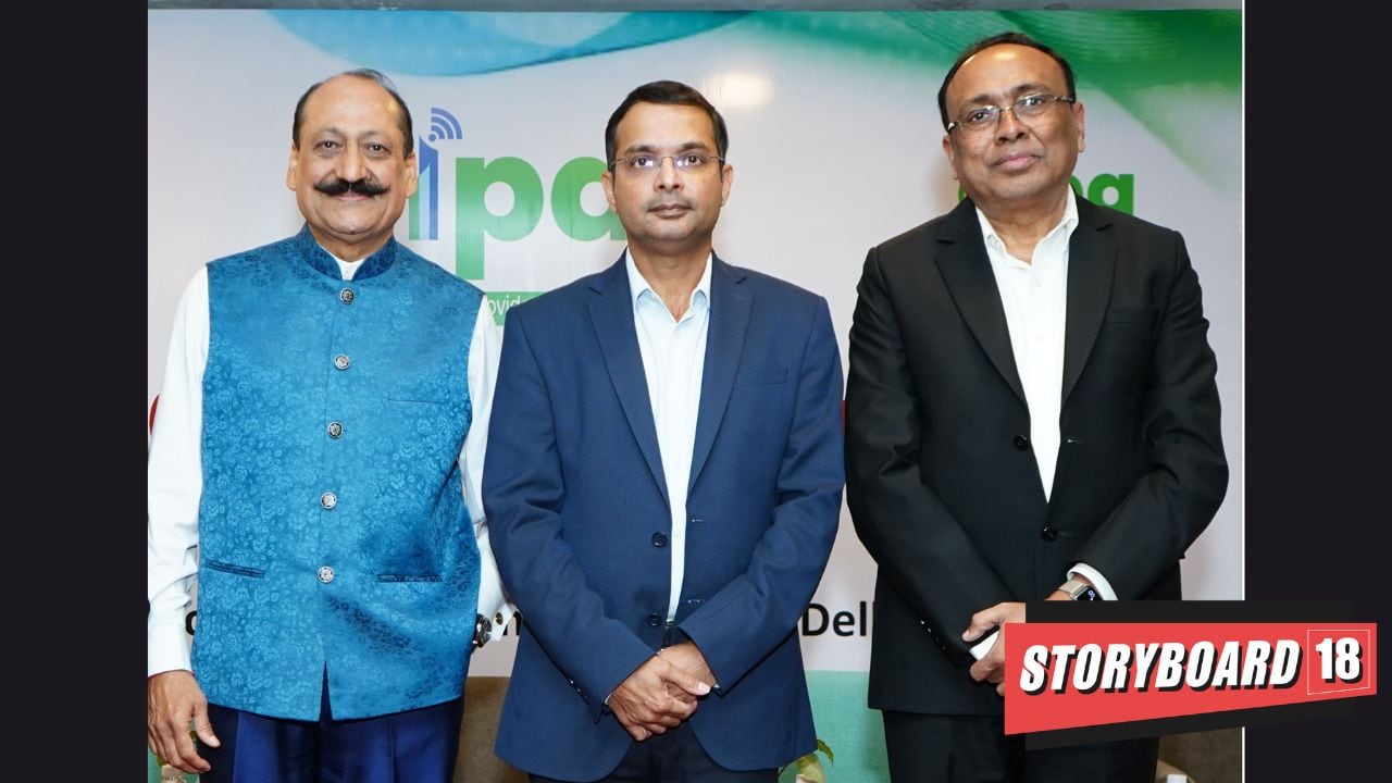 Sushil Kumar Chaturvedi said, "India's telecom sector stands at the cusp of a transformative era. Our vision extends beyond traditional telecommunications, encompassing emerging technologies and cross-sector collaborations. We see immense potential in areas such as IoT, AI, and smart city initiatives." (Left to right: Sushil Kumar Chaturvedi, Prachur Sah, Manoj Kumar Singh, Director General)