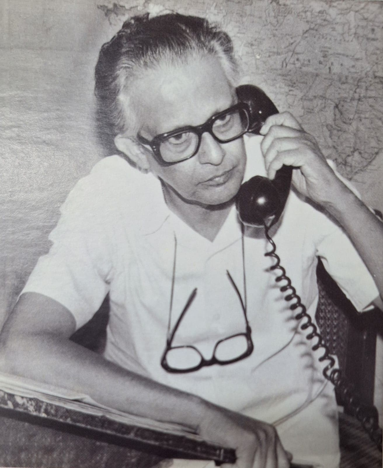 Late cartoonist cum humorist RK Laxman. (Image source: Timeless Laxman book)