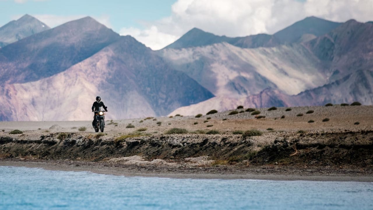 Royal Enfield has introduced wire-spoked tubeless wheels for the newly launched Himalayan 450