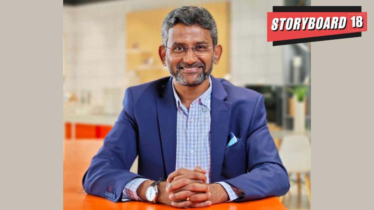 Muralikrishnan B began his career at Asian Paints as an area manager where he headed branch units responsible for overall sales & administration - Sales & Sales promotional plans, forecasting, dealer network management and compliance.