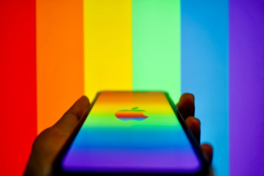 Apple's advertising ambitions grow; begins selling Apple News ads directly