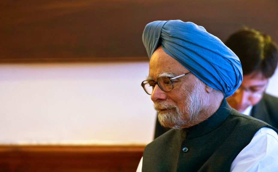 Former PM Manmohan Singh, Architect of India's Economic Transformation, Dies at 92