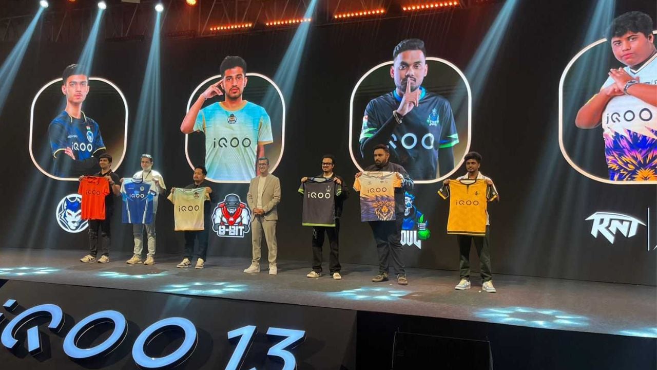 The e-Sports teams namely Team Revenant-Xspark, Team Orangutan, Team 8bit, Team Reckoning, Team iQOO SOUL and Team Tamilas will be branded as "iQOOxTeam_Name" across all e-Sports tournaments.