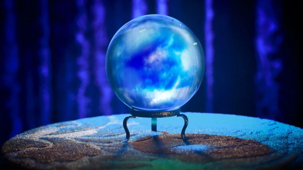 InspiRAYtion 18 - Crystal Gazing