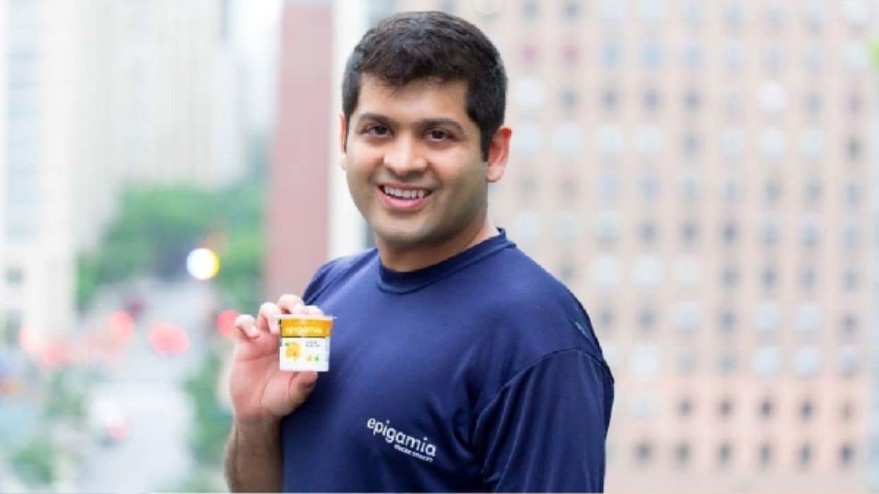 Rohan Mirchandani, a graduate of NYU Stern and Wharton School started up Drums Food International in 2013. Drums Food is the parent of Epigamia, a new age FMCG brand and among India’s most prominent Greek yogurt brands. (Image Source: Goodreturns Tamil)