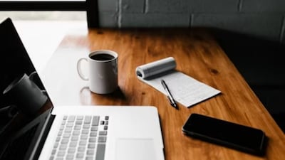 He emphasised that resilience, judgement and the ability to handle real-world situations are critical qualities, and that life experience and adaptability carry greater weight than pure academic excellence.