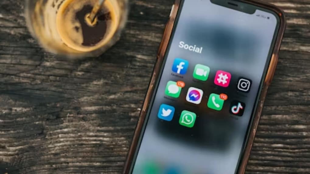 India's social media buzz: WhatsApp, Amazon, Netflix, and Ola emerge as top mentions in 2024
