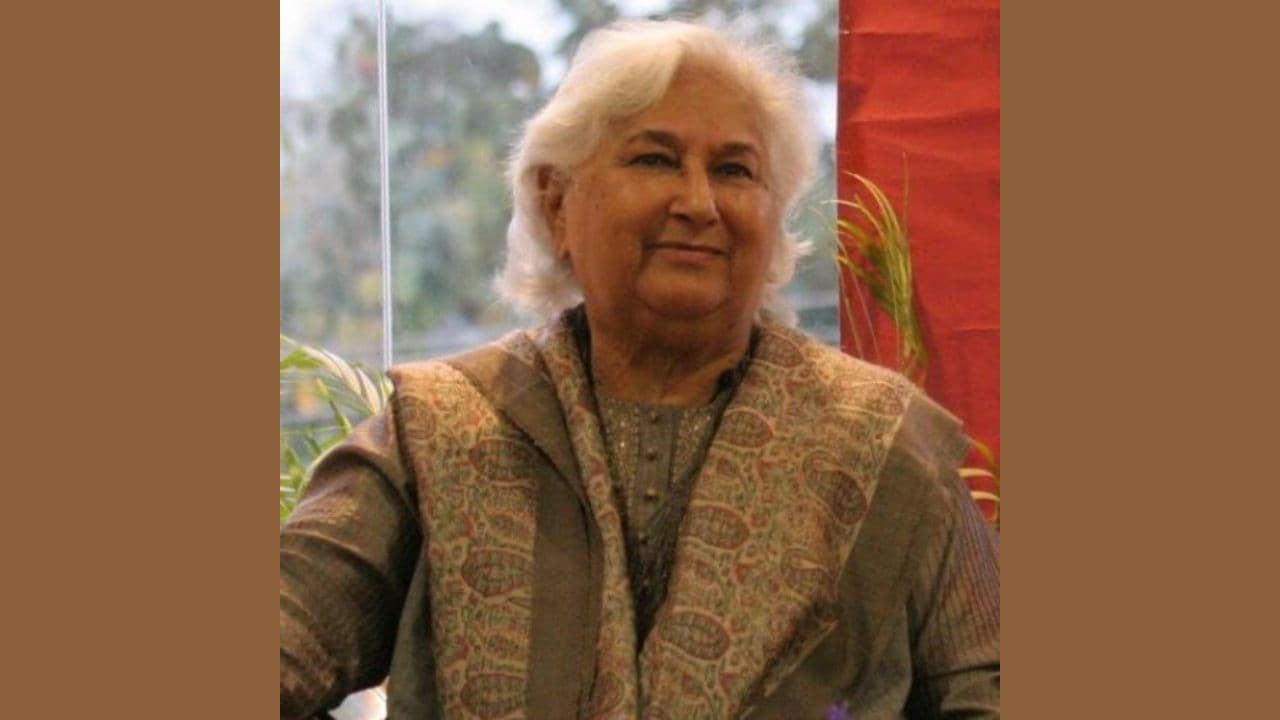 Beyond her work with FabIndia, Bim was also deeply committed to uplifting disadvantaged women. In 1992, she co-founded Udyogini, an NGO aimed at empowering landless, assetless women in India, with Ela Bhatt of SEWA as its chair. (Image: Udyogini)