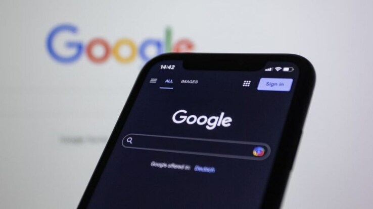 Google's global search engine share falls below 90% for the first time in nearly a decade