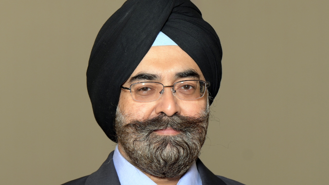 P.D. Singh brings with him a wealth of experience from close to three decades in banking and finance, spanning leadership and coverage roles across European and American banks