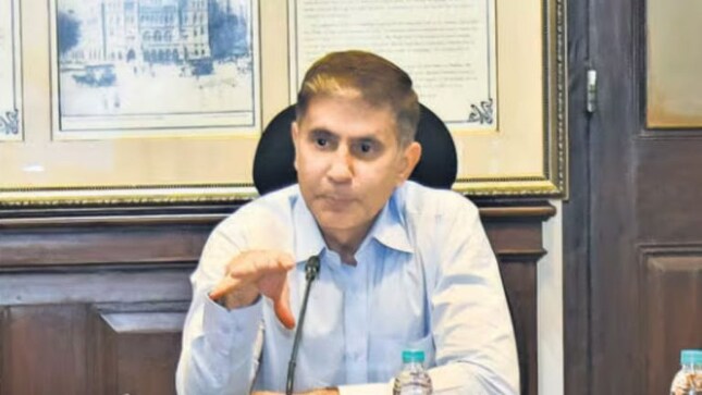 Advertisement policy will decongest skyline, to be declared shortly: BMC Chief