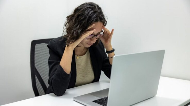 Burnout crisis grips India's IT sector: 25% of professionals work 70+ hours weekly: Report