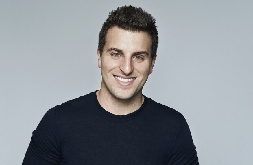 Airbnb’s Brian Chesky breaks down the crucial differences between founders and managers