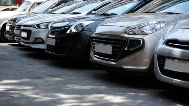 Auto retail grows 3% in April 2025, CV segment lags: FADA Report