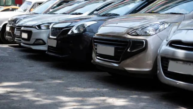 Auto retail grows 3% in April 2025, CV segment lags: FADA Report