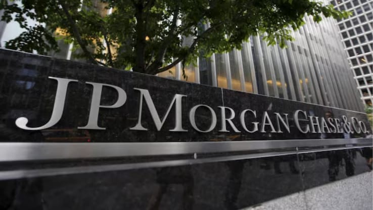 JPMorgan Chase hits pause on hiring, bets big on AI efficiency