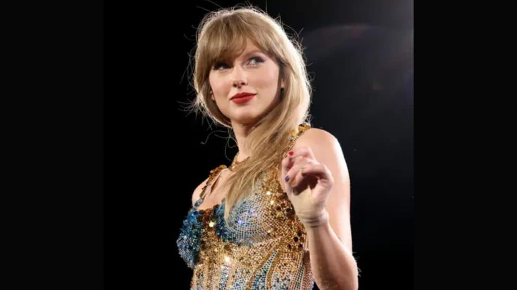 Taylor Swift reclaims ownership of her masters in landmark deal