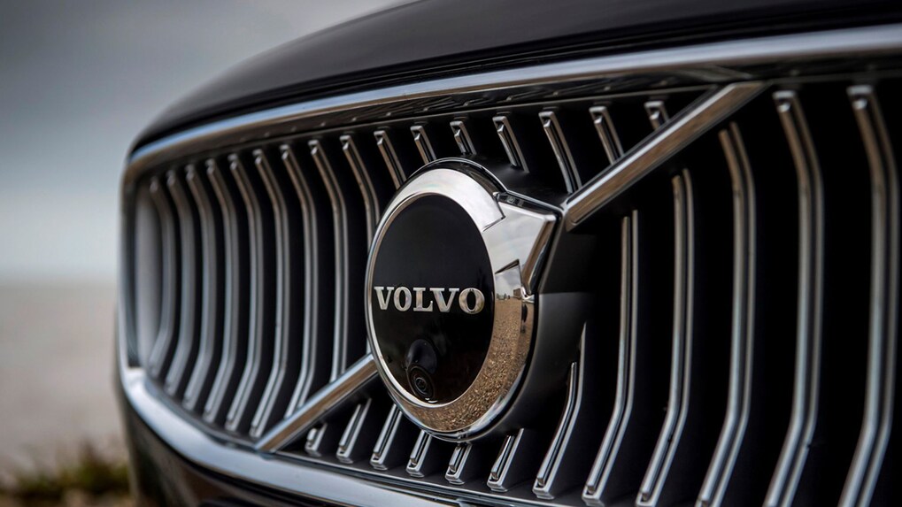 Volvo Cars to cut 7% of global workforce amid cost pressures