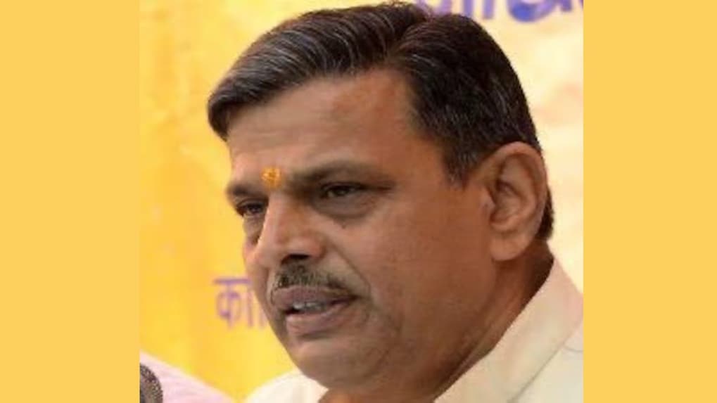 “Will Amazon ever understand that kind of trust?” RSS leader Hosabale warns e‑commerce eroding societal bonds