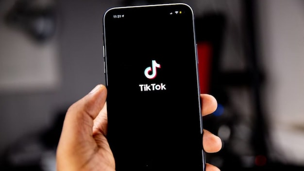 TikTok agrees to tighten child privacy safeguards after Canadian probe