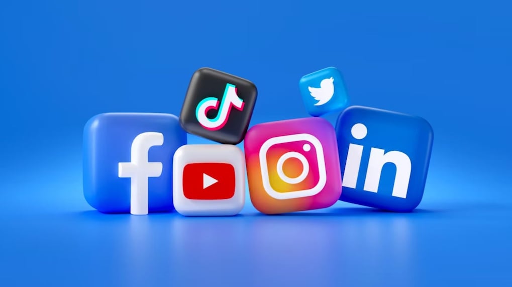 Australia's internet watchdog and YouTube clash over under-16 social media ban