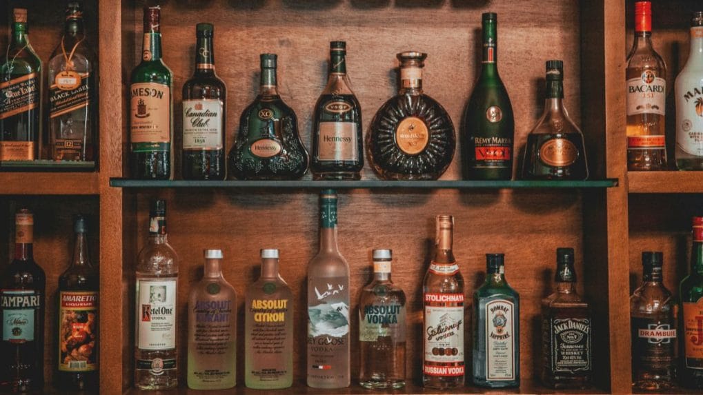 Rs 5.3 lakh cr liquor market braces for disruption as India-UK FTA halves tariffs;  regulatory bottlenecks cloud celebration